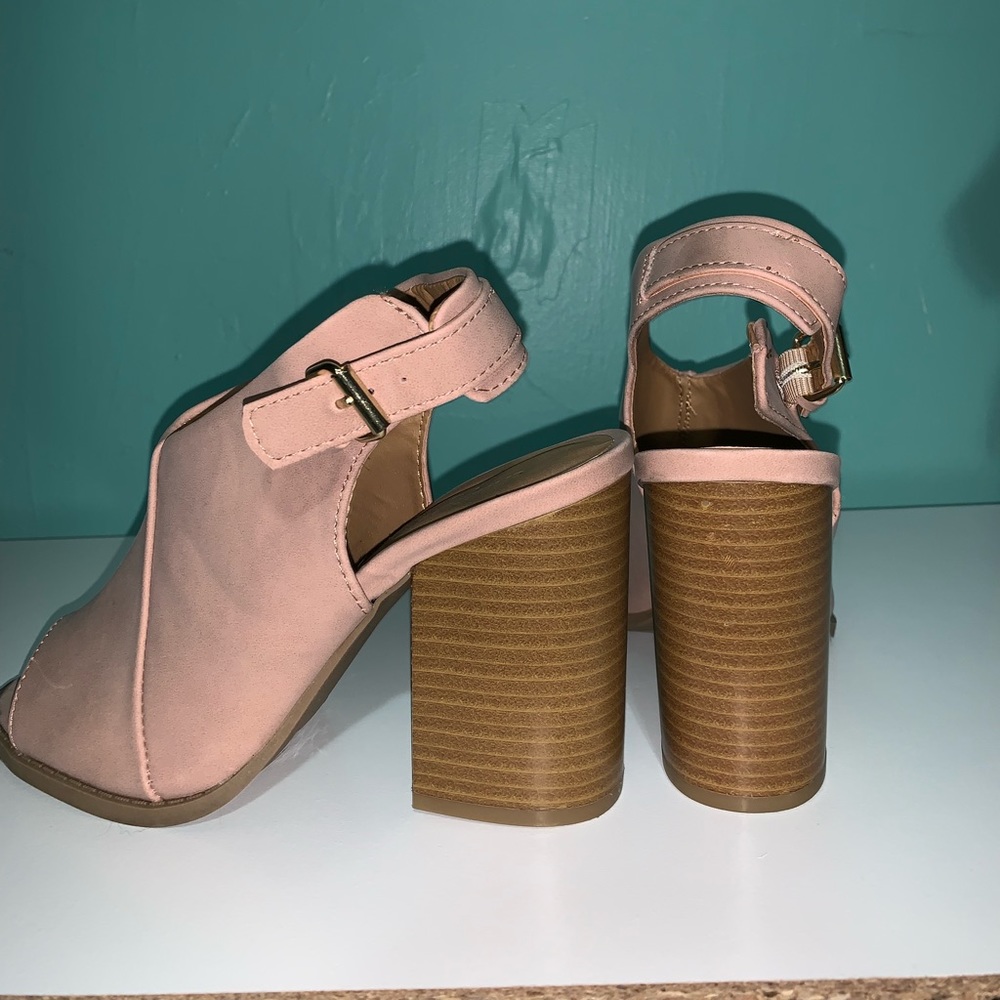 Wedges - Picture 3 of 4